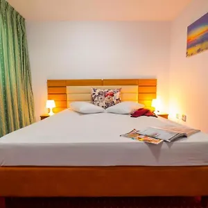 2* Hotell Sir Orhideea