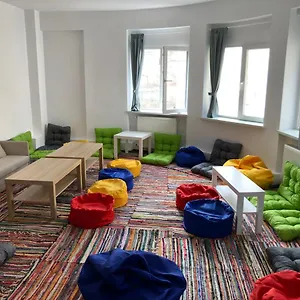 Bedsy Albergue