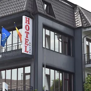 Hotel Taco, Bukurešť