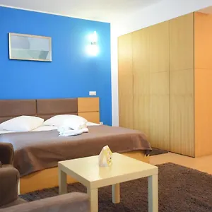 Hotel de apartamente Decebal, Bucureşti